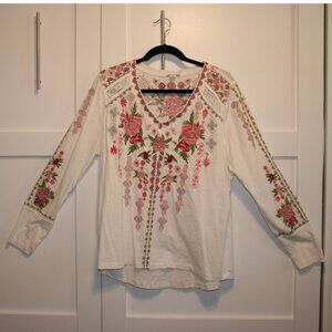 Sundance White XL Knit Long Sleeve Top & Heavy Floral Pink & Green Embroidery